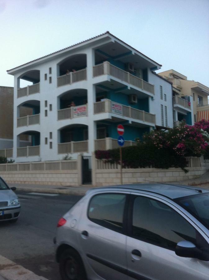 Edificio Cannizzo Scoglitti Exteriér fotografie